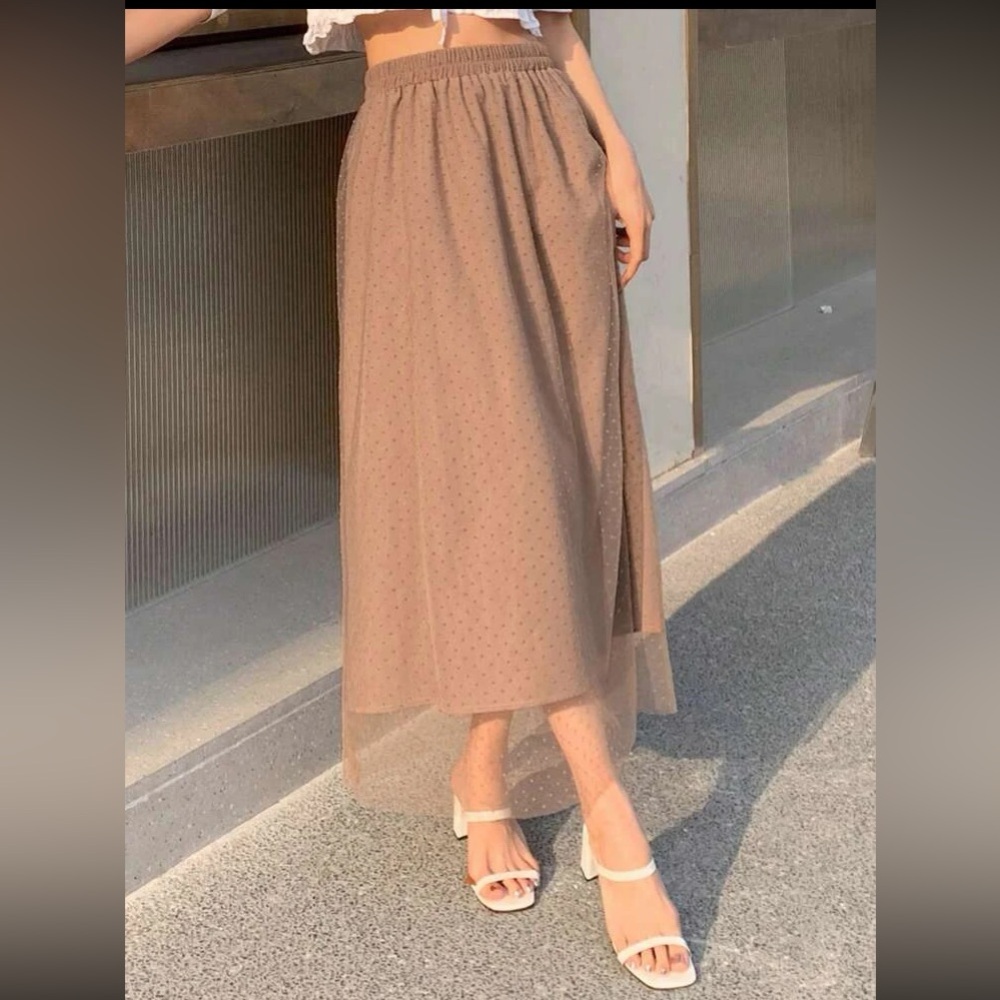 Korean style elastic waist mesh overlay beige skirt